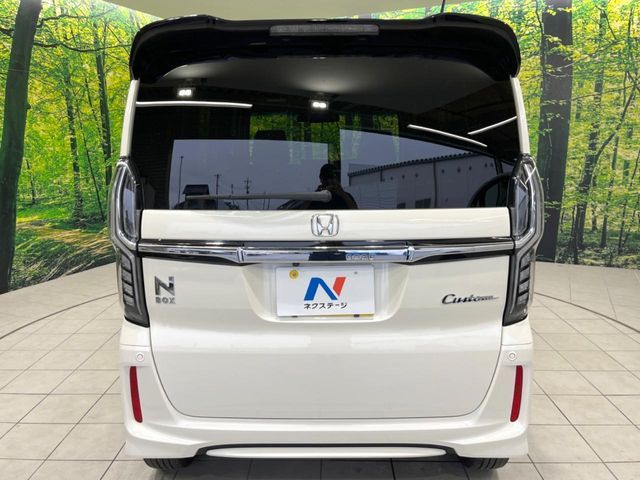 HONDA N BOX CUSTOM 2017 Image 31
