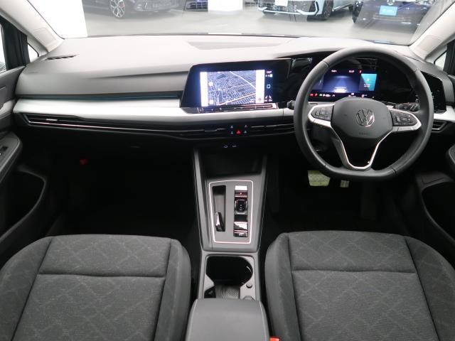 VOLKSWAGEN GOLF VARI 2024 Image 31