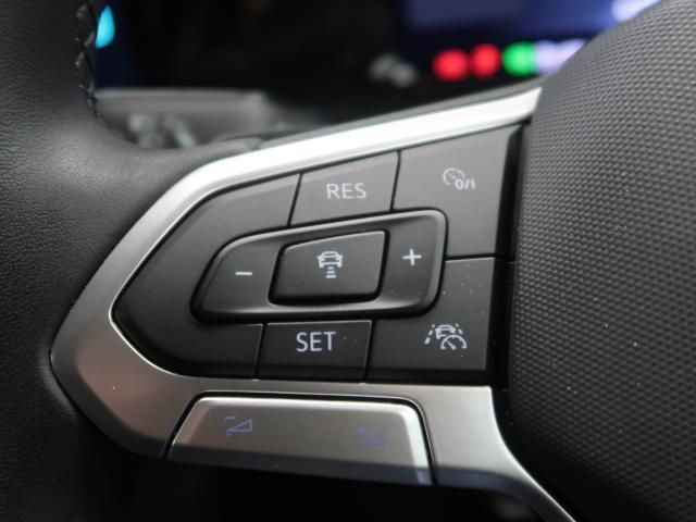 VOLKSWAGEN GOLF VARI 2024 Image 31