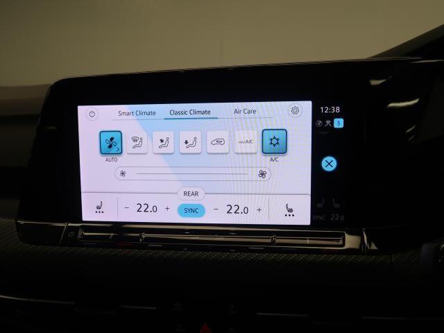 VOLKSWAGEN GOLF 2023 Image 31