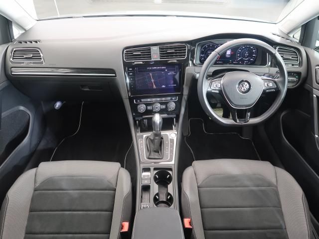 VOLKSWAGEN GOLF 2019 Image 31