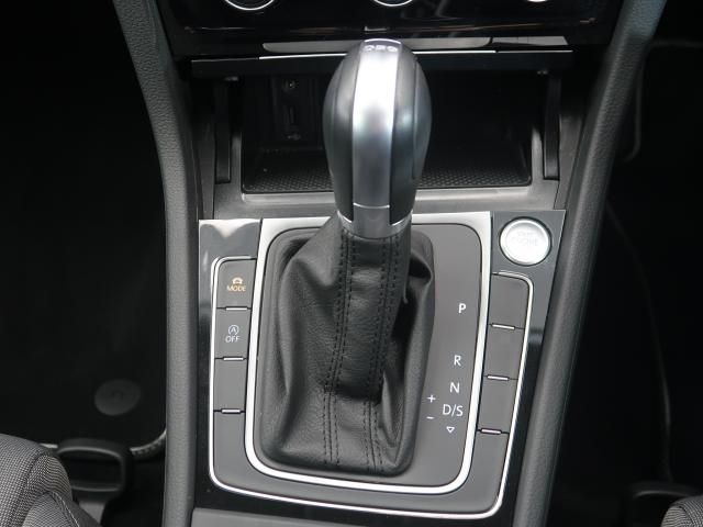 VOLKSWAGEN GOLF 2019 Image 31