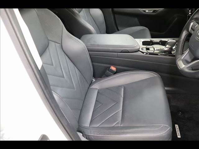 TOYOTA LEXUS NX350H 2023 Image 31