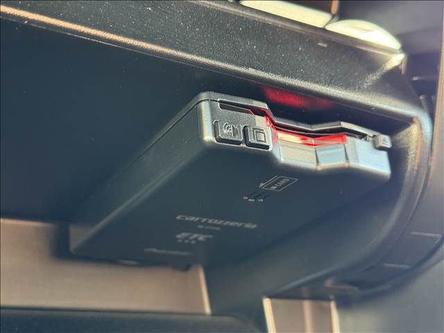 TOYOTA VITZ 2017 Image 31