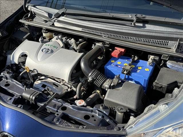 TOYOTA VITZ 2017 Image 31