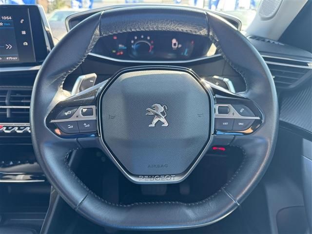 PEUGEOT 2008 2021 Image 31