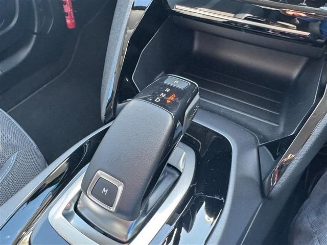 PEUGEOT 2008 2021 Image 31