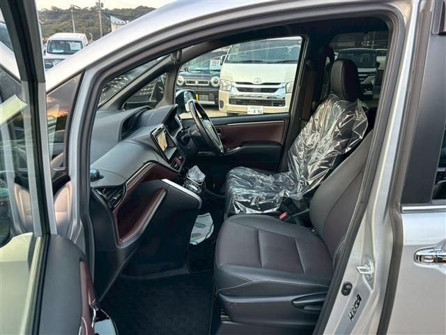 TOYOTA ESQUIRE HYBRID 2020 Image 31