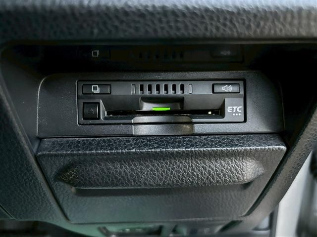 TOYOTA ESQUIRE HYBRID 2020 Image 31