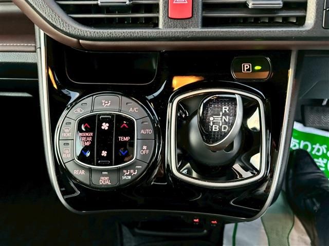 TOYOTA ESQUIRE HYBRID 2020 Image 31