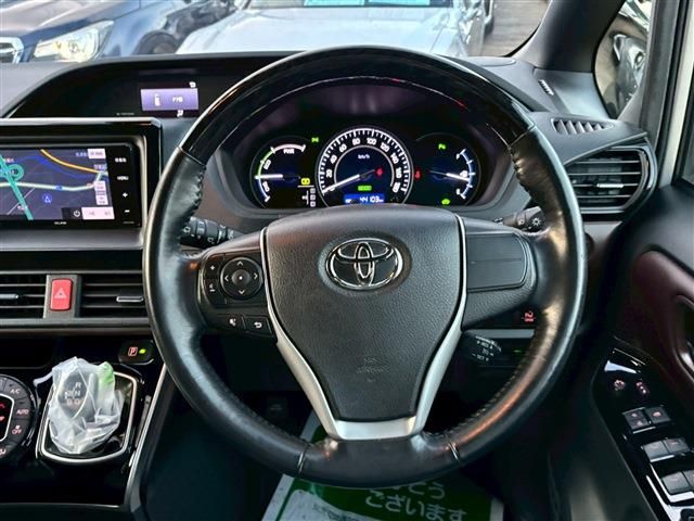 TOYOTA ESQUIRE HYBRID 2020 Image 31