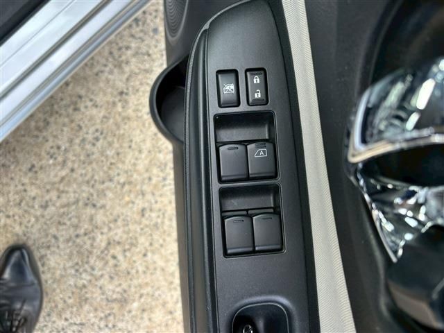 NISSAN NOTE 2018 Image 31