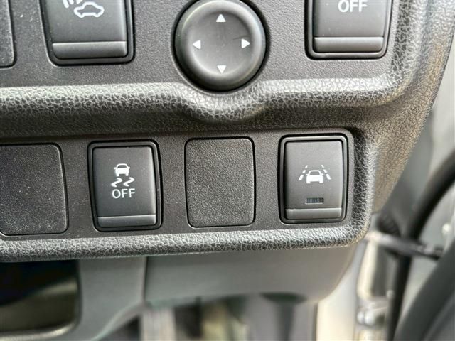 NISSAN NOTE 2018 Image 31