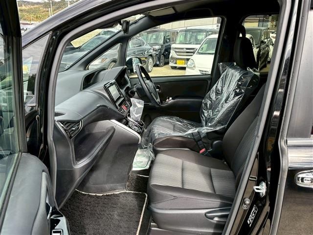 TOYOTA VOXY 2020 Image 31