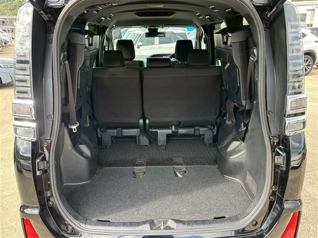 TOYOTA VOXY 2020 Image 31