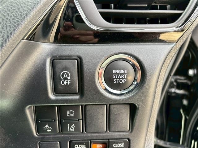 TOYOTA VOXY 2020 Image 31