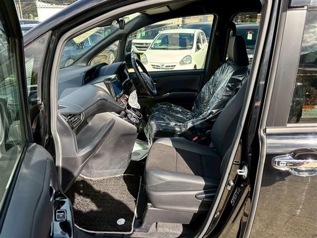 TOYOTA NOAH 2019 Image 31
