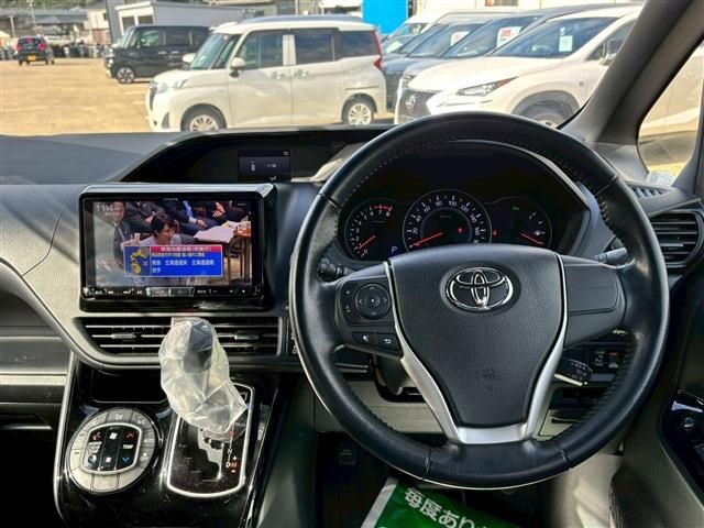 TOYOTA NOAH 2019 Image 31