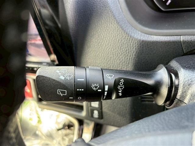 TOYOTA NOAH 2019 Image 31