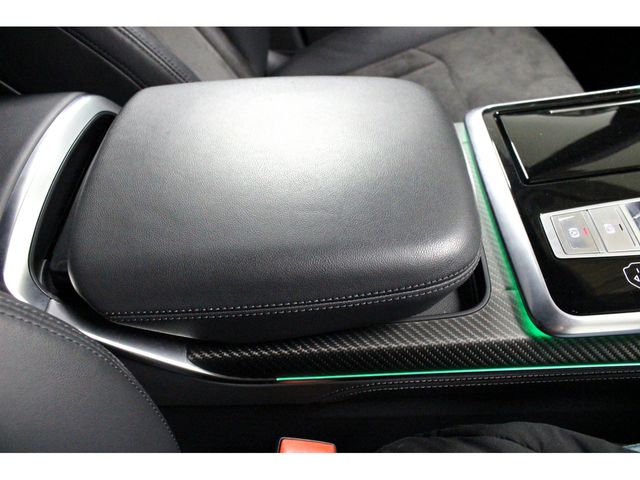 AUDI RS Q8 2022 Image 31