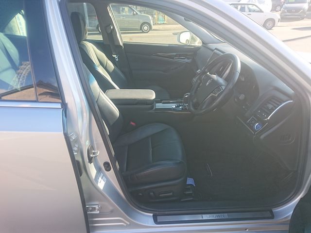 TOYOTA CROWN SEDAN HYBRID 2015 Image 31