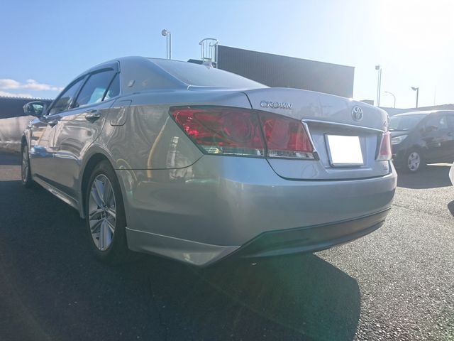 TOYOTA CROWN SEDAN HYBRID 2015 Image 31