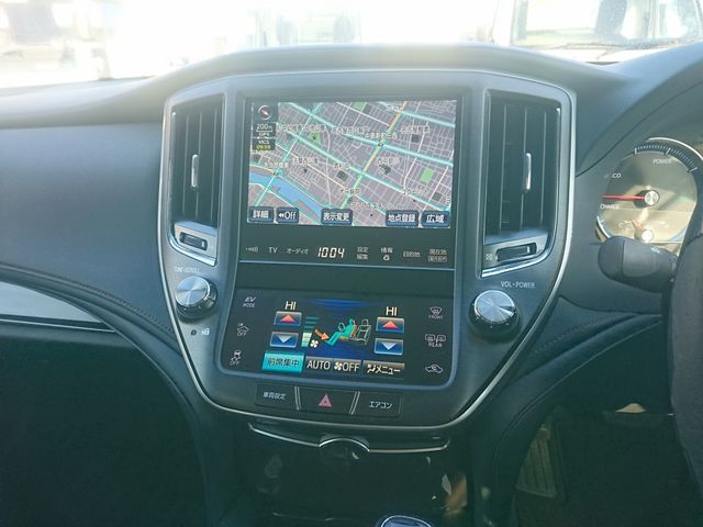 TOYOTA CROWN SEDAN HYBRID 2015 Image 31