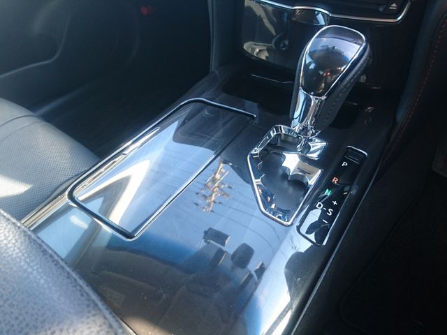 TOYOTA CROWN SEDAN HYBRID 2015 Image 31