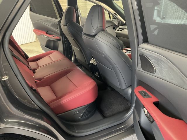 TOYOTA LEXUS RX500H 2024 Image 31
