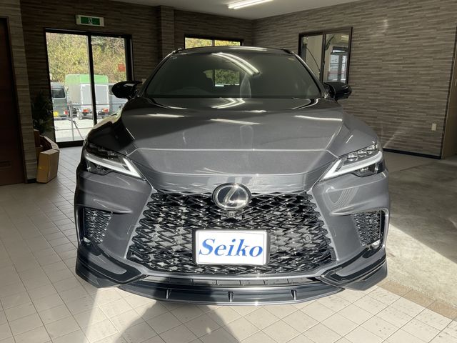 TOYOTA LEXUS RX500H 2024 Image 31