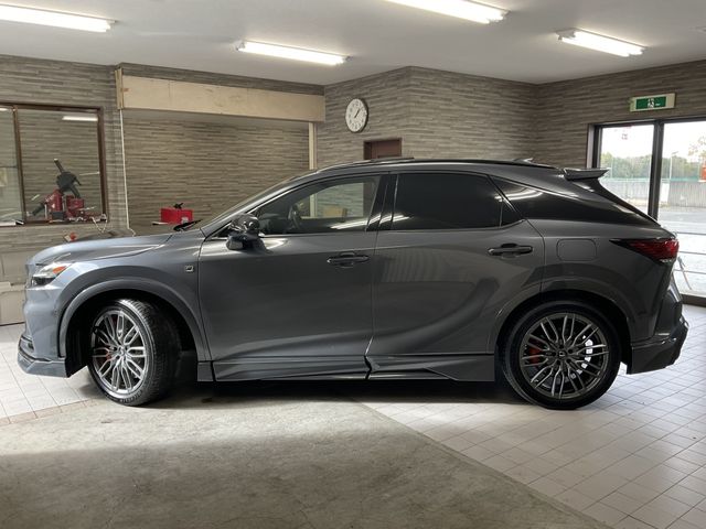 TOYOTA LEXUS RX500H 2024 Image 31