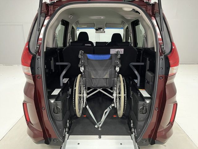 HONDA FREED PLUS 2016 Image 31