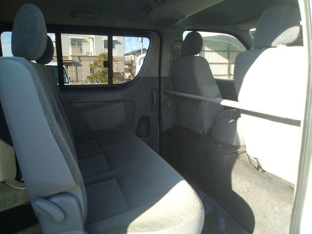 TOYOTA HIACE VAN 4WD 2009 Image 31