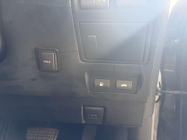 TOYOTA LEXUS LS460 2008 Image 31