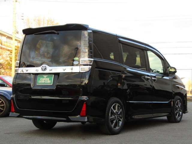 TOYOTA VOXY 2018 Image 31