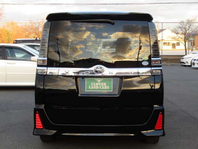 TOYOTA VOXY 2018 Image 31