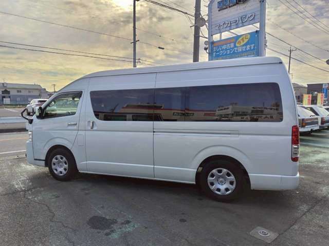 TOYOTA HIACE VAN 2WD 2021 Image 31