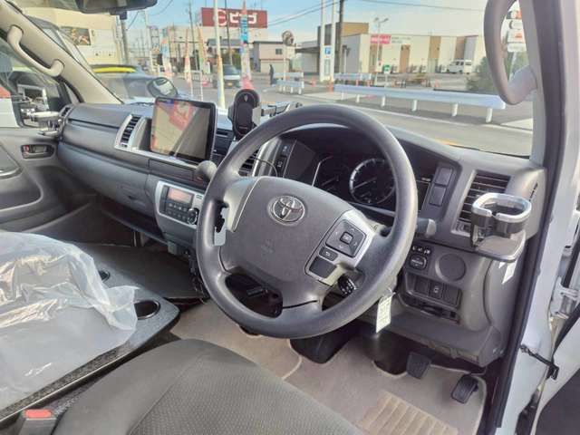 TOYOTA HIACE VAN 2WD 2021 Image 31
