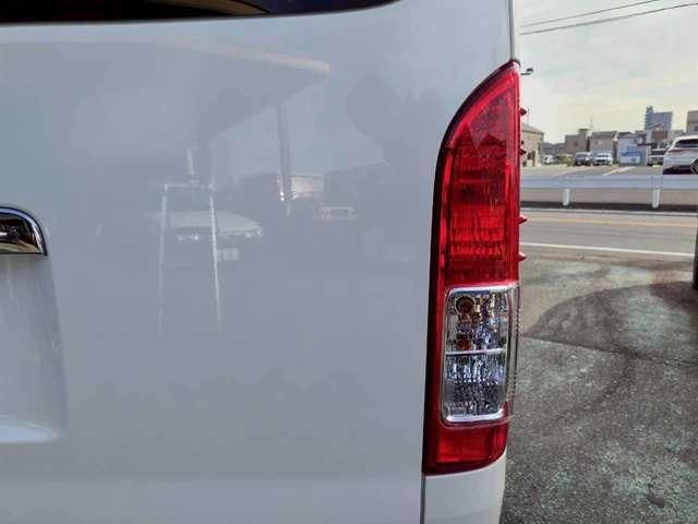 TOYOTA HIACE VAN 2WD 2021 Image 31