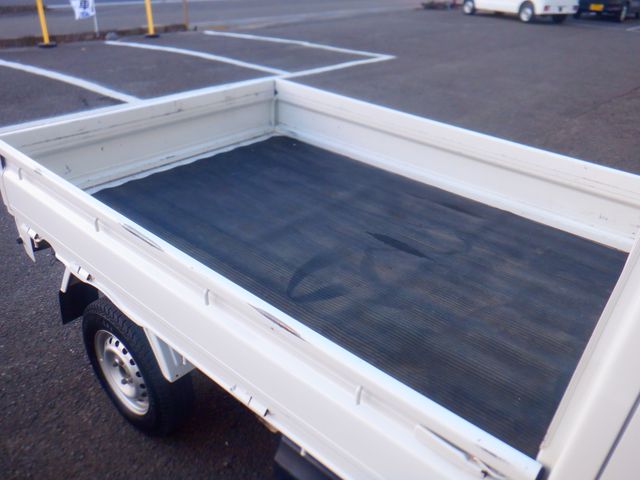 DAIHATSU HIJET TRUCK 4WD 2021 Image 31