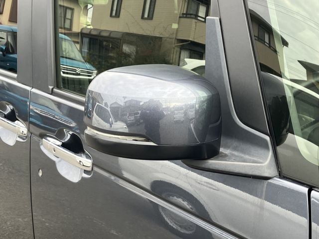 HONDA N BOX CUSTOM 2023 Image 31