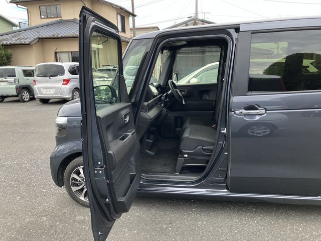 HONDA N BOX CUSTOM 2023 Image 31