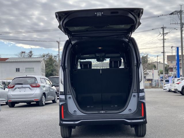 HONDA N BOX CUSTOM 2023 Image 31