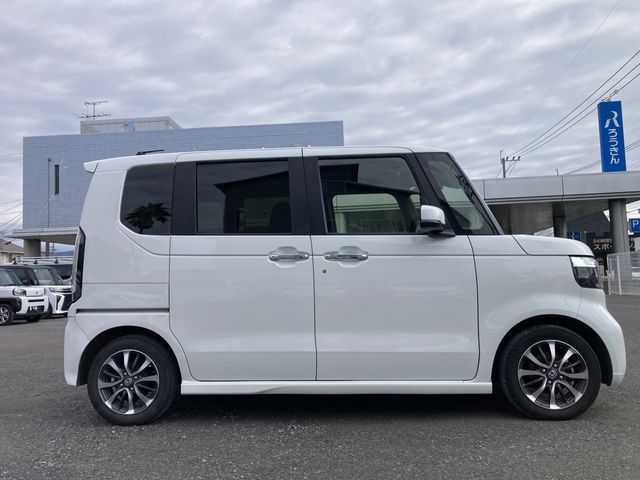 HONDA N BOX CUSTOM 2023 Image 31