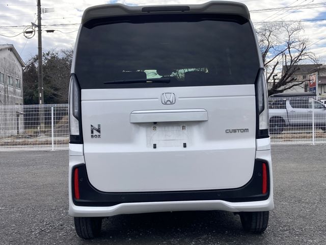 HONDA N BOX CUSTOM 2023 Image 31