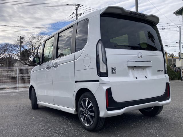 HONDA N BOX CUSTOM 2023 Image 31