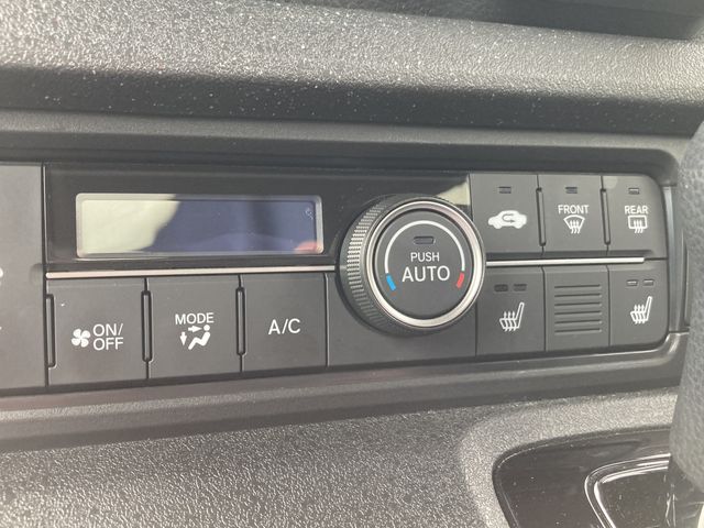 HONDA N BOX CUSTOM 2023 Image 31