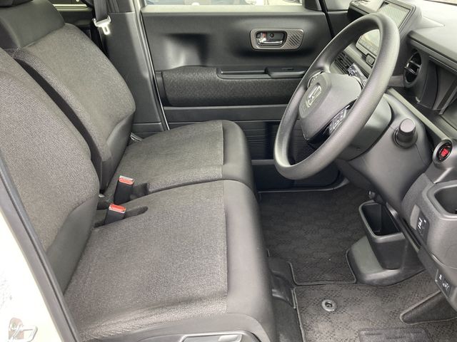 HONDA N BOX CUSTOM 2023 Image 31