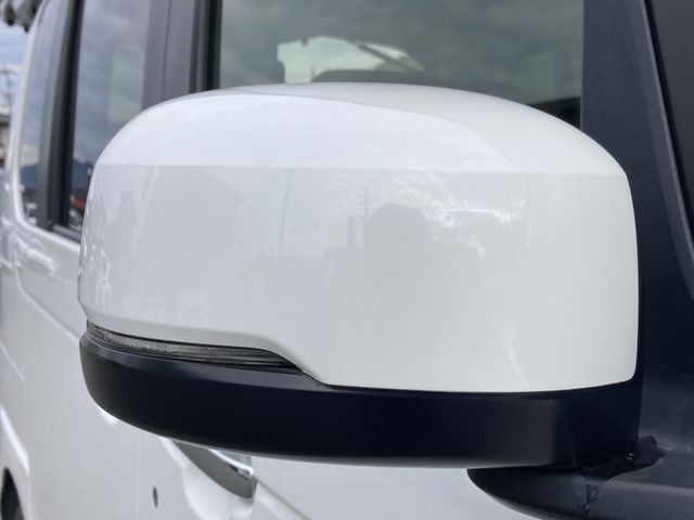 HONDA N BOX CUSTOM 2023 Image 31