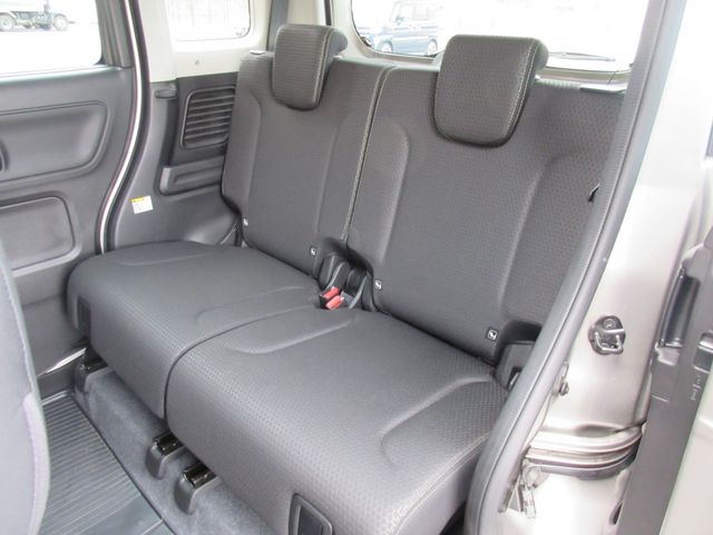 SUZUKI SPACIA GEAR 2023 Image 31